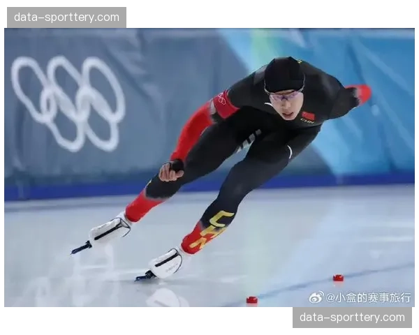 廉子文换道区碰撞被取消成绩引发速度滑冰规则执行尺度争议