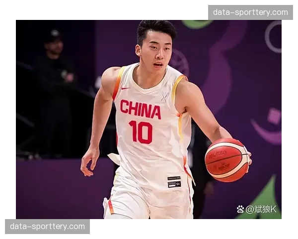 胡金秋当选三月最佳国内球员 场均18.7分投篮命中率超60%